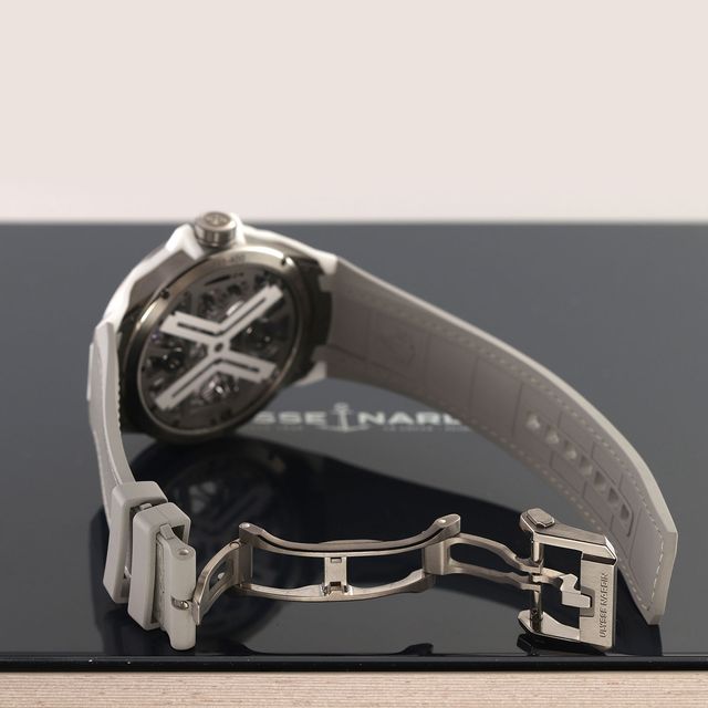 Ulysse Nardin Blast Tourbillon 1723-400-3A/00 Image 4